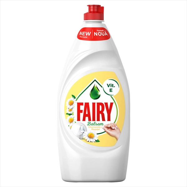 FAIRY TEČNI DETERDŽENT ZA SUDOVE CHAMOMILE&VITAMIN E 900ML